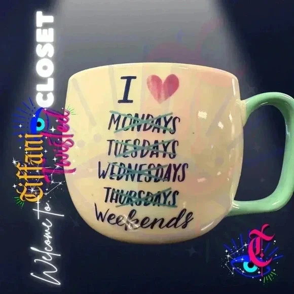 Fun "I ❤️ Weekends" Mug - Whimsical Design with Mint Handle - Picture 3 of 3